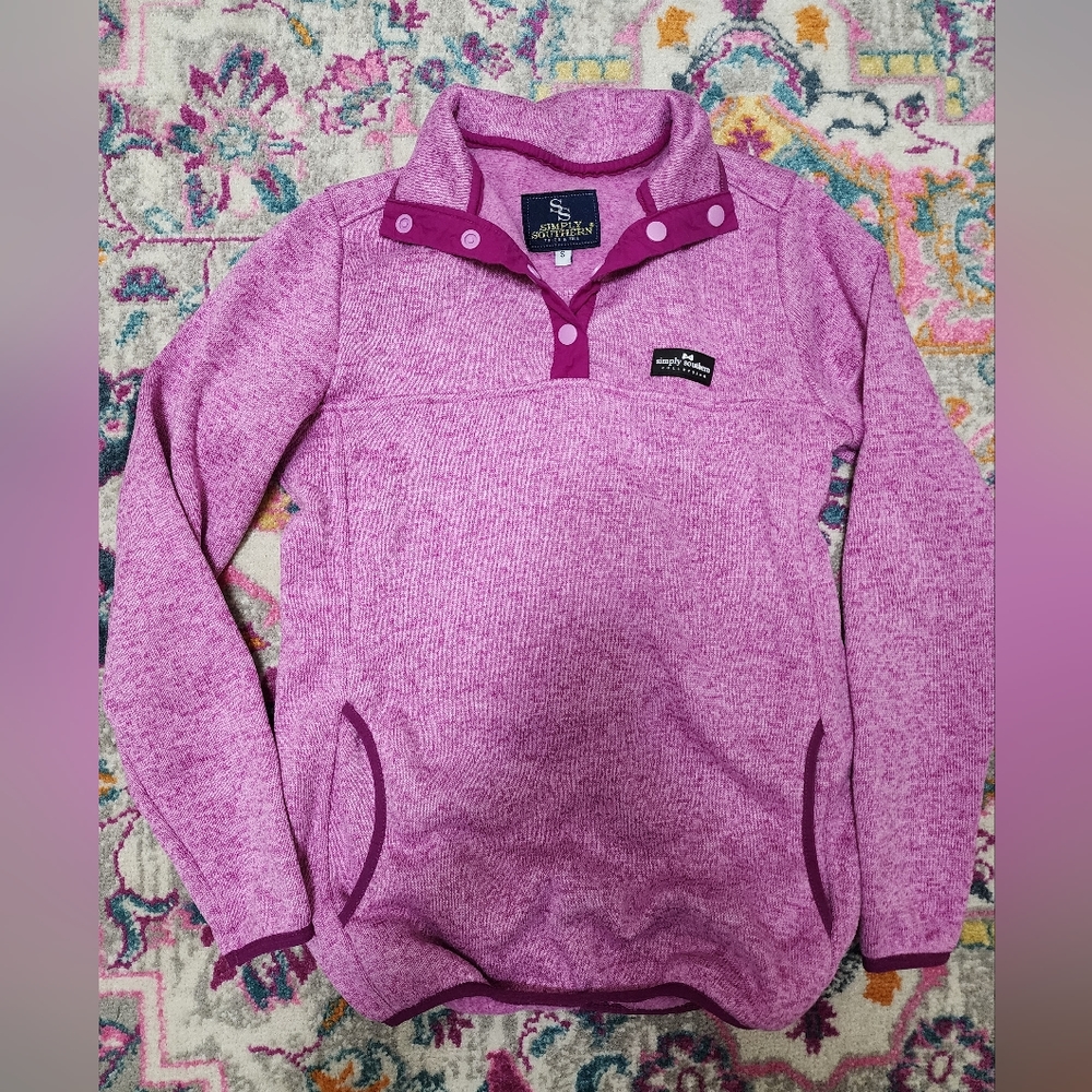 NWOT Simply southern pullover